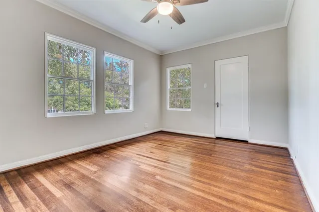 $1,190,000 | 1112 South Canterbury Court, Dallas, TX 75208