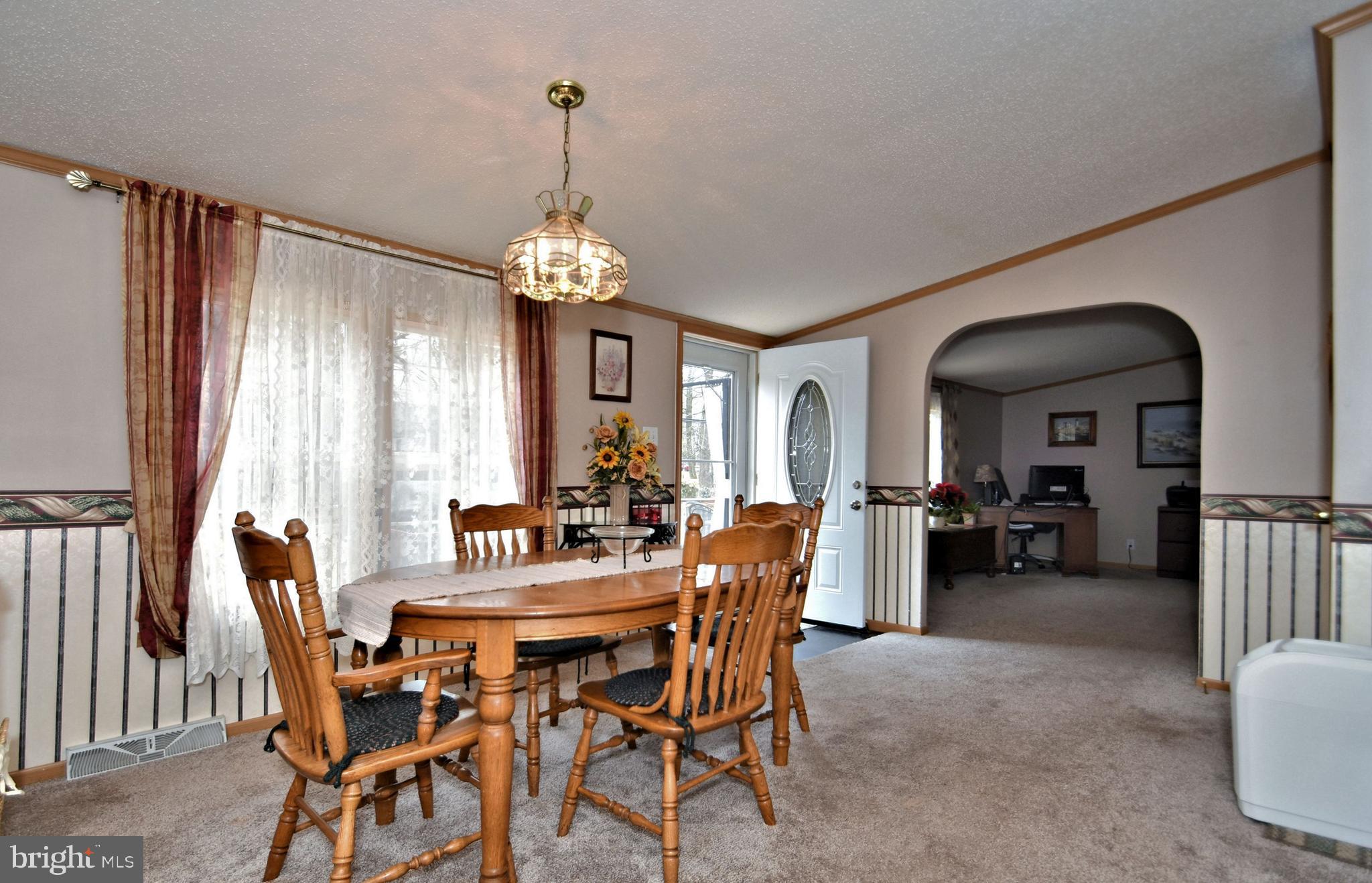 401 Ford Hook Road Doylestown, PA 18901 - Photo 4 of 27 Gallery Image 4