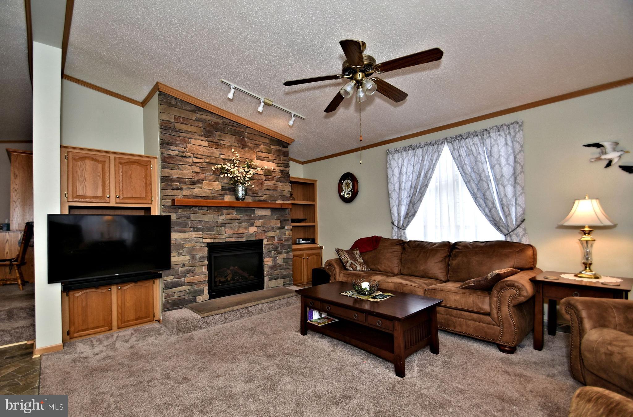 401 Ford Hook Road Doylestown, PA 18901 - Photo 9 of 27 Gallery Image 9