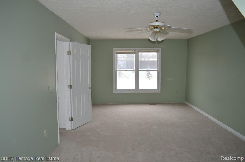 11260 Faussett Road Fenton, MI 48430 - Photo 30 of 49 56565.jpg