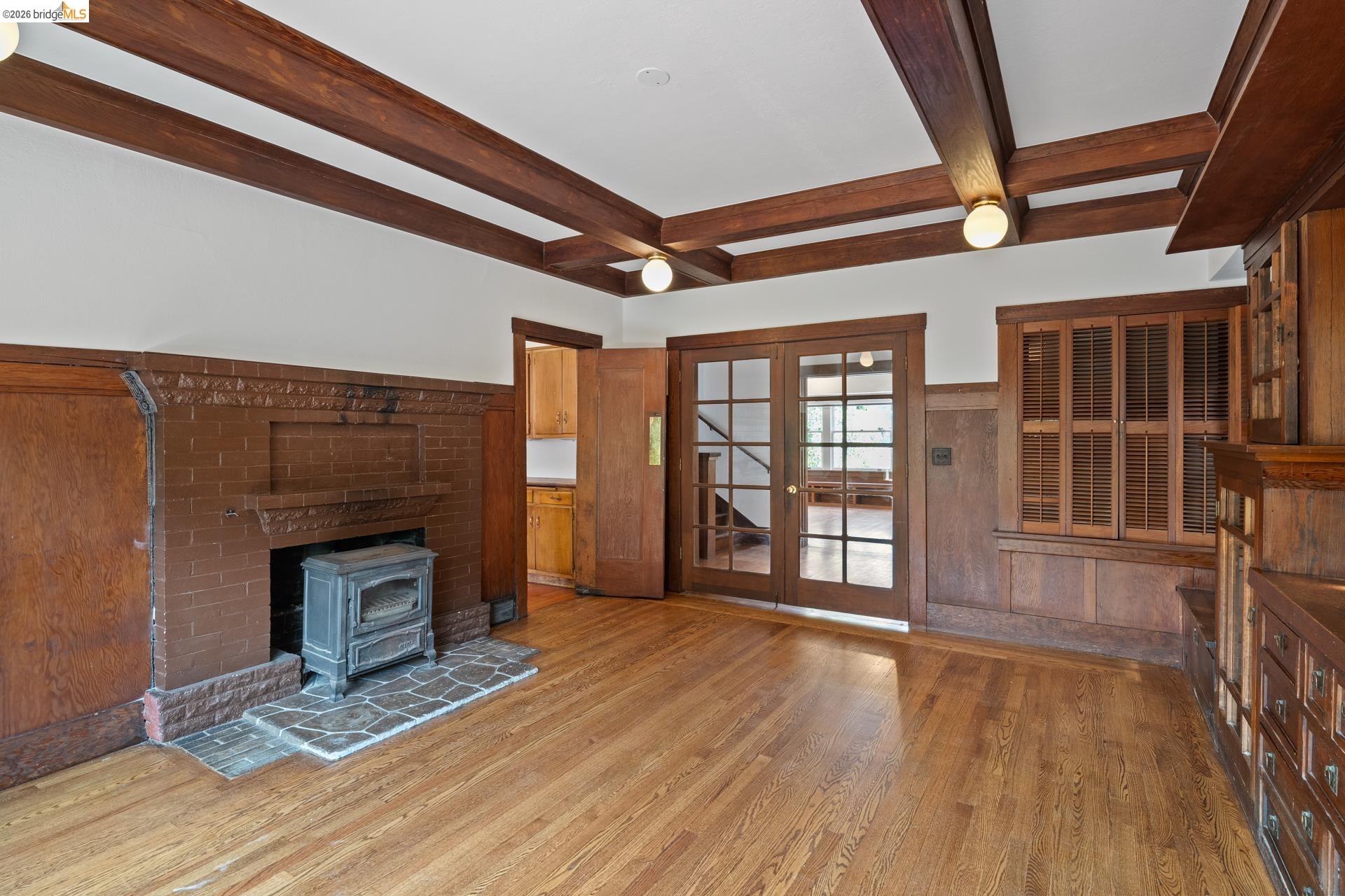 2714 Woolsey Street Berkeley, CA 94705 - Photo 9 of 46