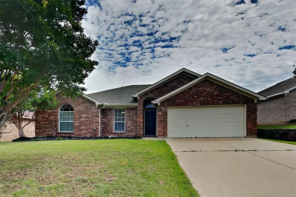 $2,575 | 1824 Cancun Drive, Mansfield, TX 76063