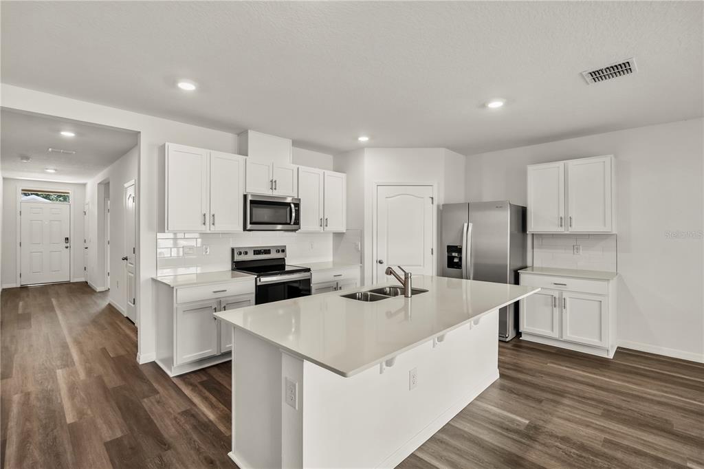 1699 Three Bars Road Kissimmee, FL 34744 - Photo 4 of 47
