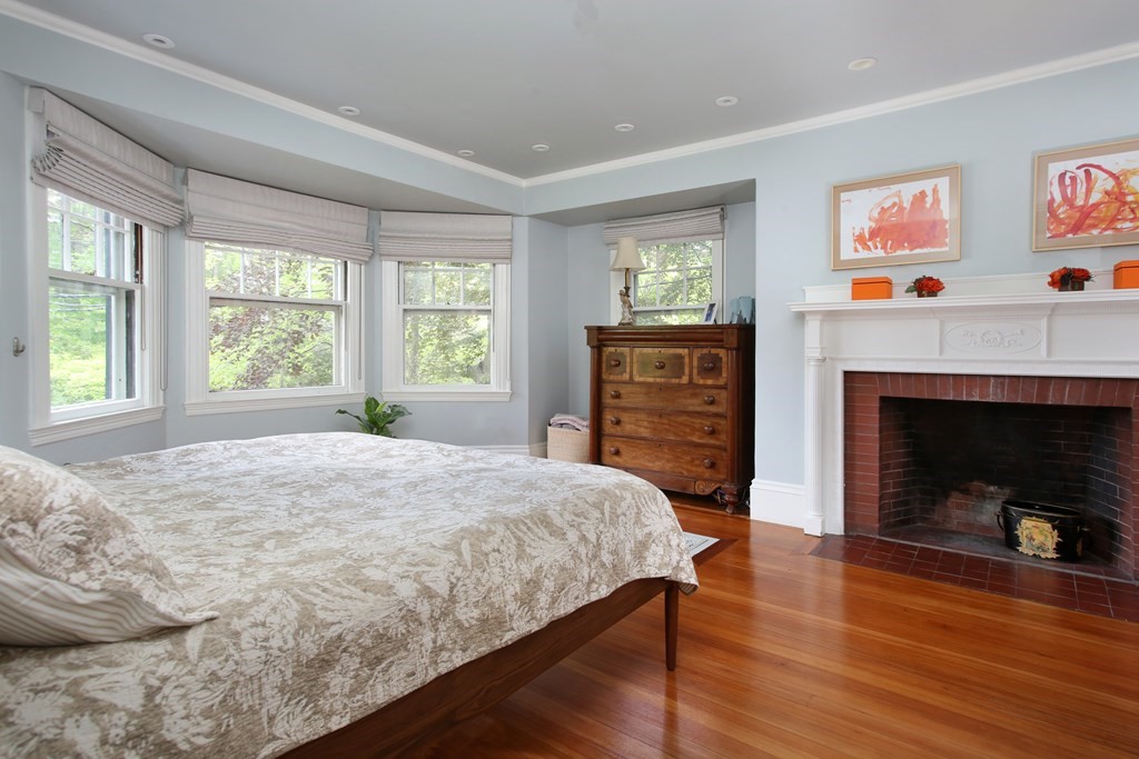 1 Alwyngton Road Brookline, MA 02467 - Photo 15 of 30