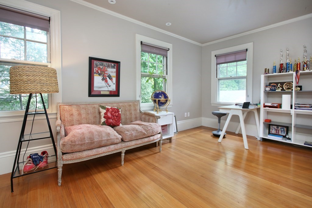 1 Alwyngton Road Brookline, MA 02467 - Photo 22 of 30