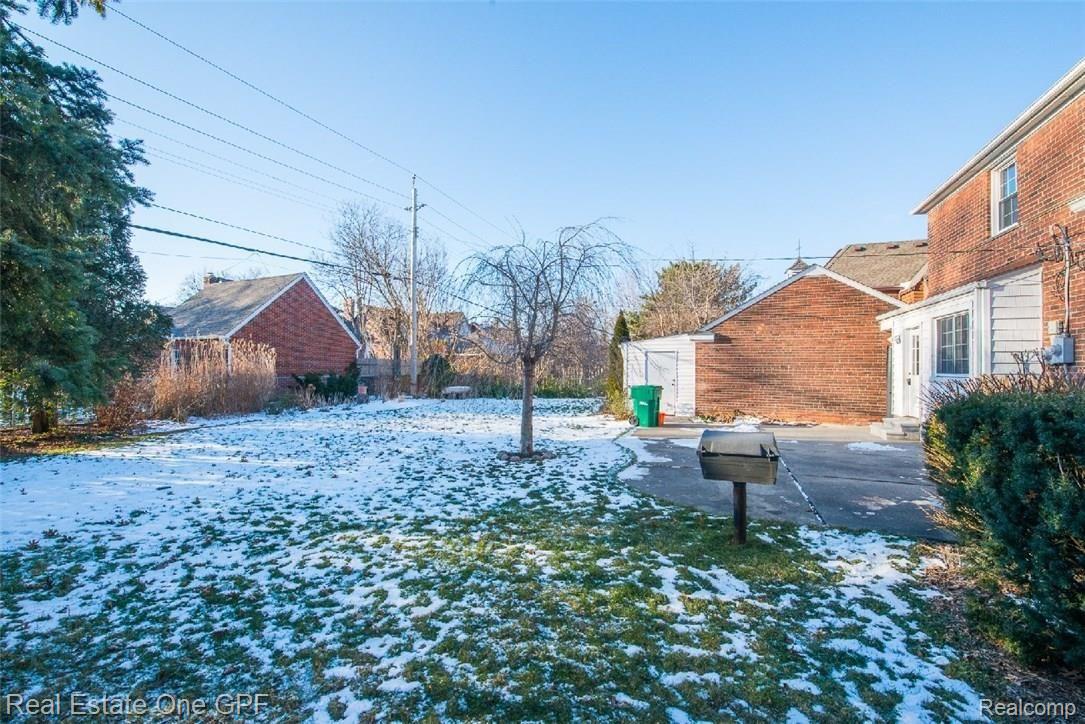 809 Pemberton Road Grosse Pointe, MI 48230 - Photo 38 of 38 38DSC_8292.jpg