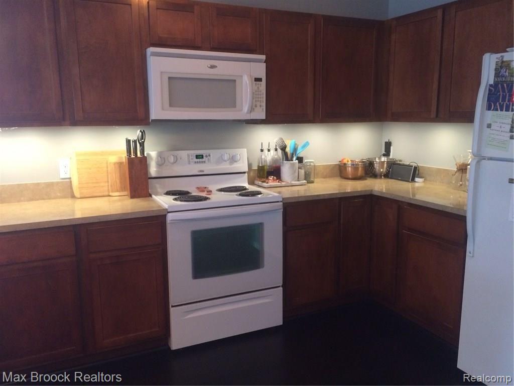 3340 Hilton Road Ferndale, MI 48220 - Photo 11 of 25 Gallery Image 11
