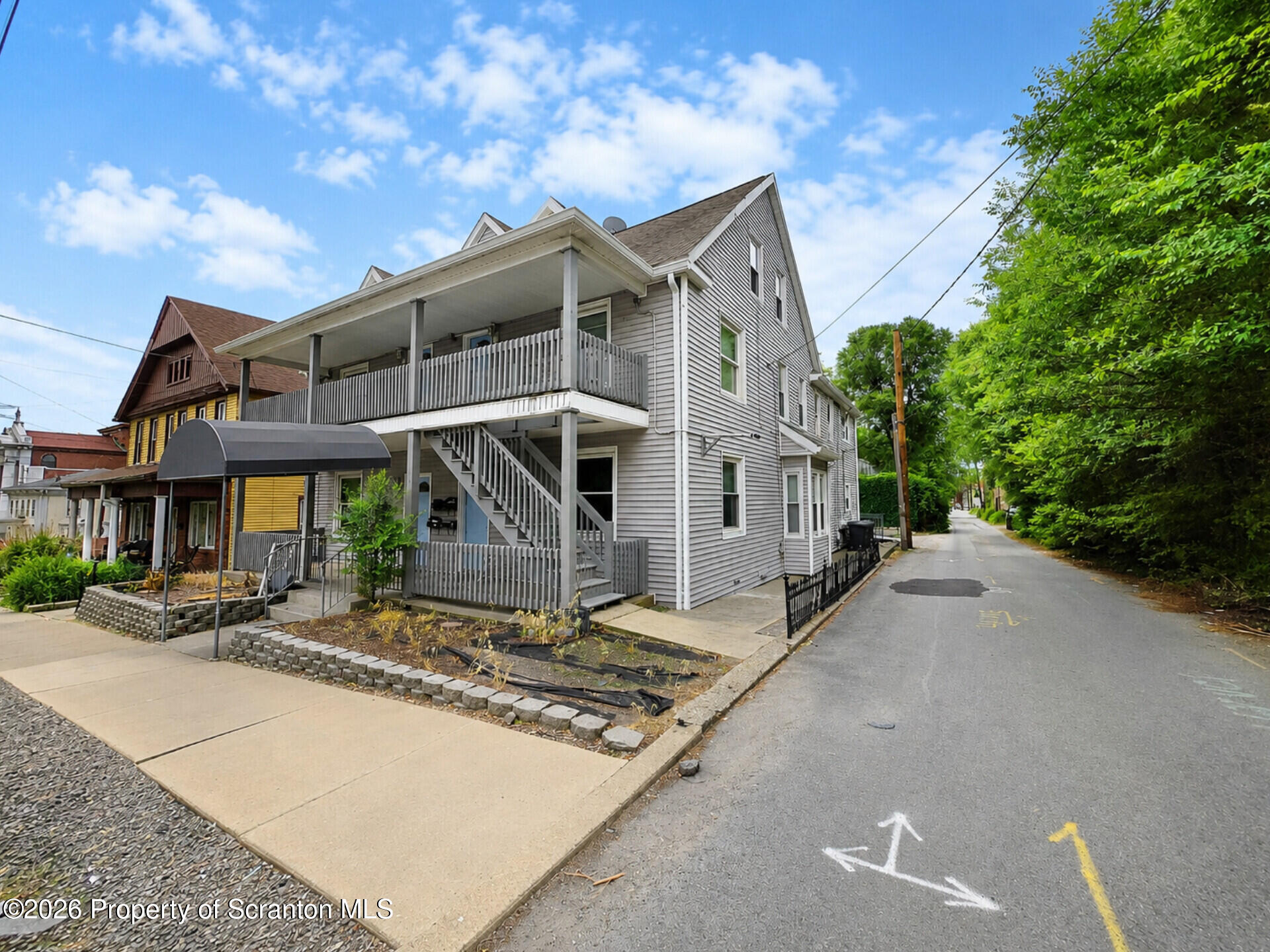 1011 Scranton Street, Unit 1 Scranton, PA 18504 - Photo 2 of 16 1000015306