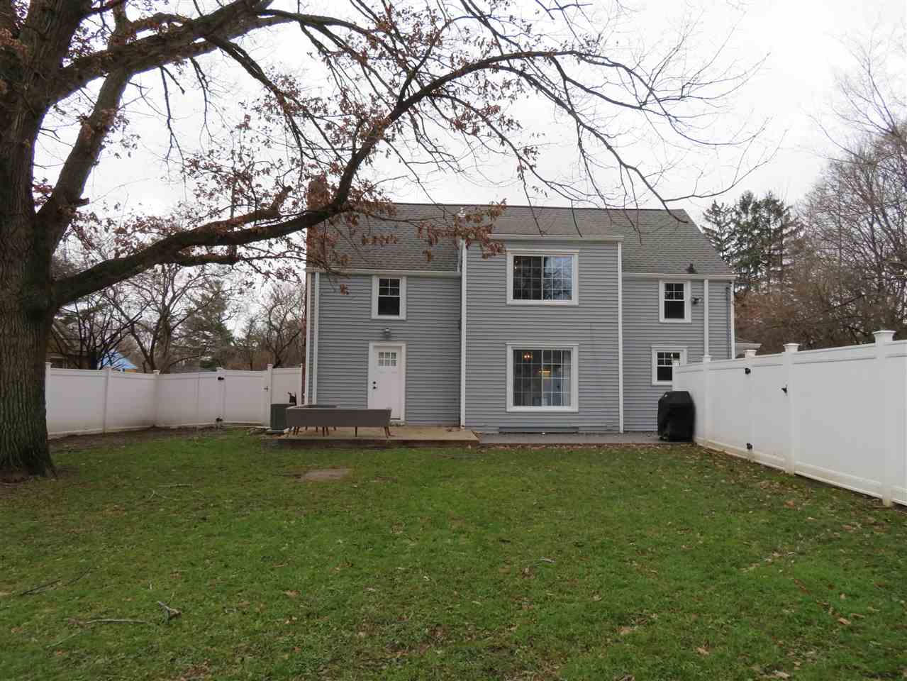 1911 Colchester Road Flint, MI 48503 - Photo 12 of 56 50062582-11.JPG
