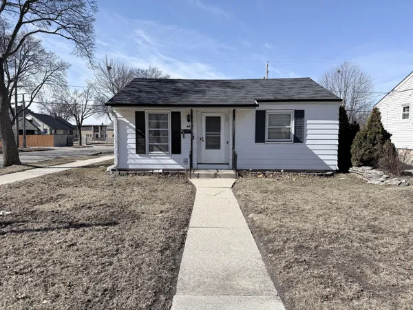 $152,900 | 5701 North 79th Street, Milwaukee, WI 53218