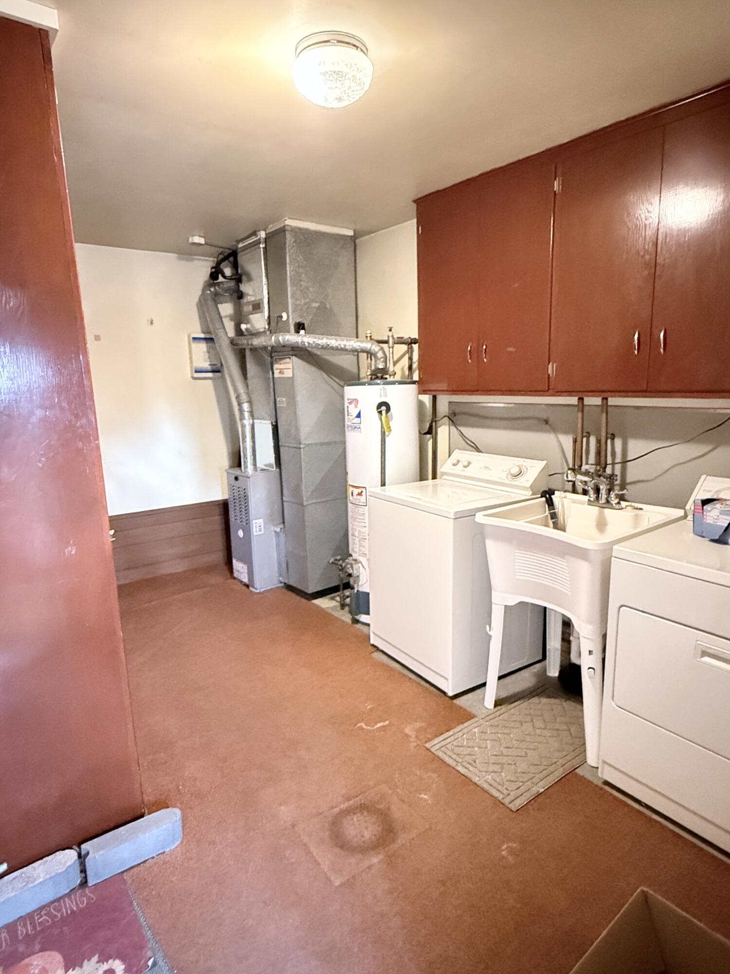 5701 North 79th Street Milwaukee, WI 53218 - Photo 11 of 16 IMG_0314