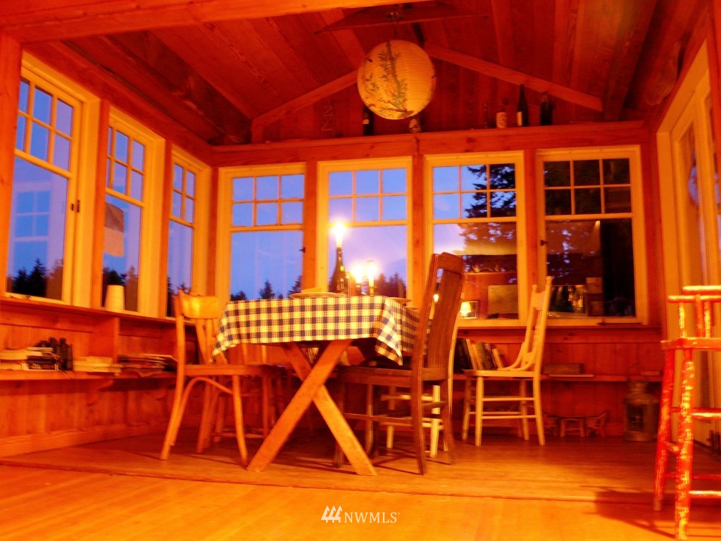 1065 Circle Road Eastsound, WA 98245 - Photo 12 of 25 Gallery Image 12