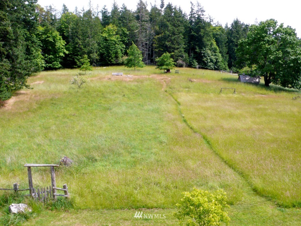 1065 Circle Road Eastsound, WA 98245 - Photo 3 of 25 Gallery Image 3