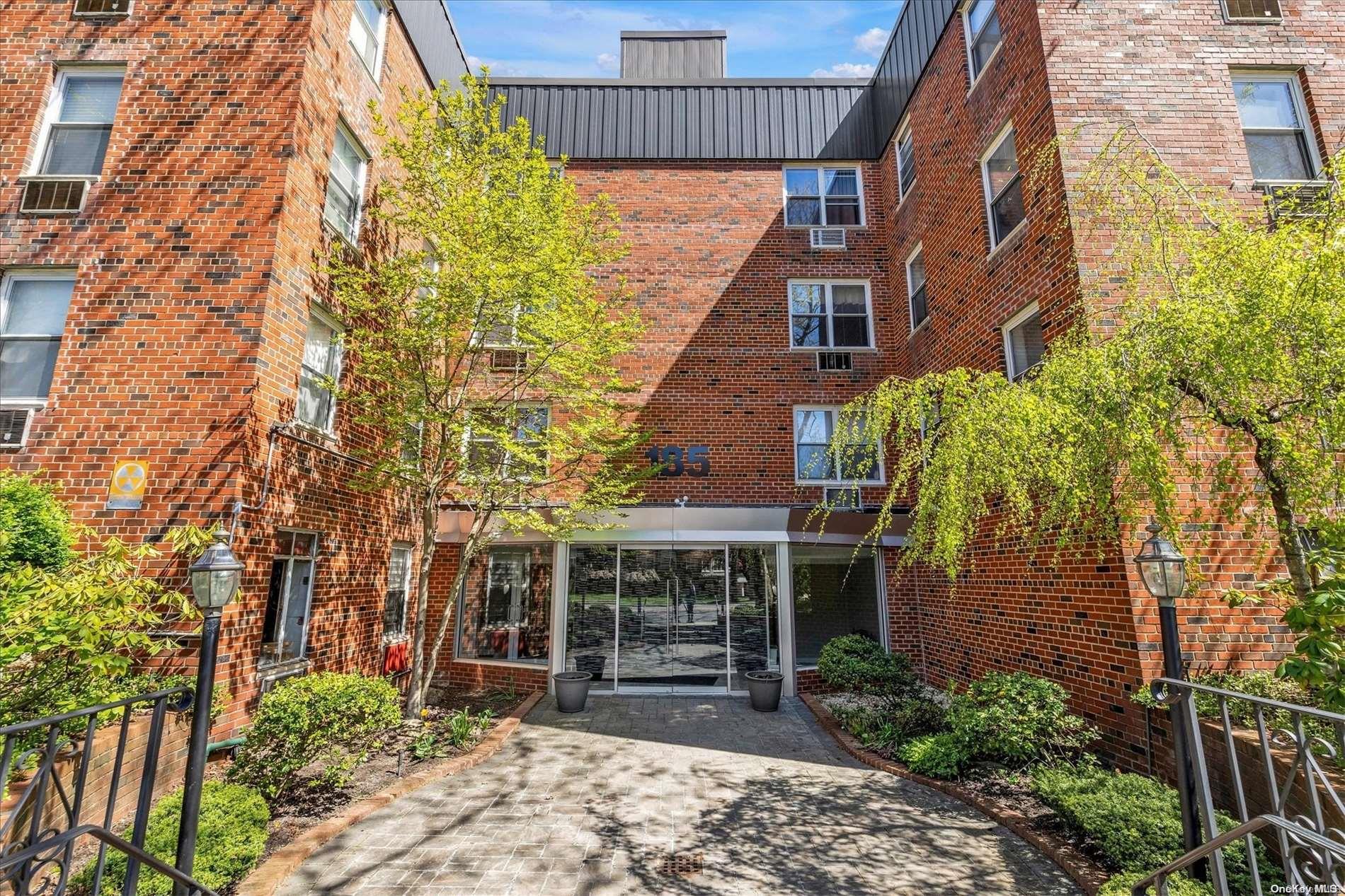185 South Middle Neck Road, Unit 3F Great Neck, NY 11021 - Photo 1 of 1 Gallery Image 1
