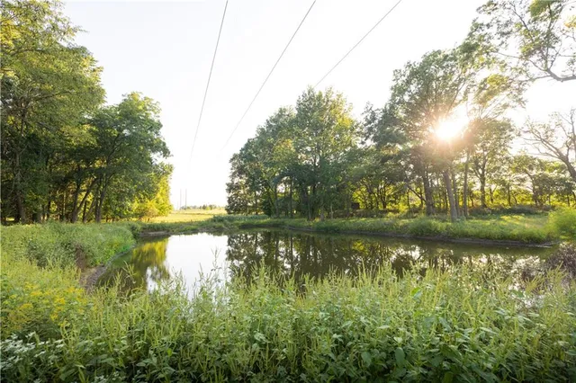 $299,999 | East 291st Street, Harrisonville, MO 64701