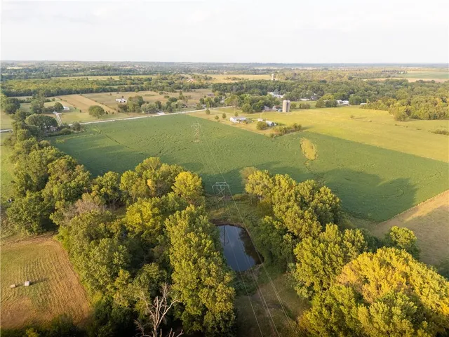 $299,999 | East 291st Street, Harrisonville, MO 64701