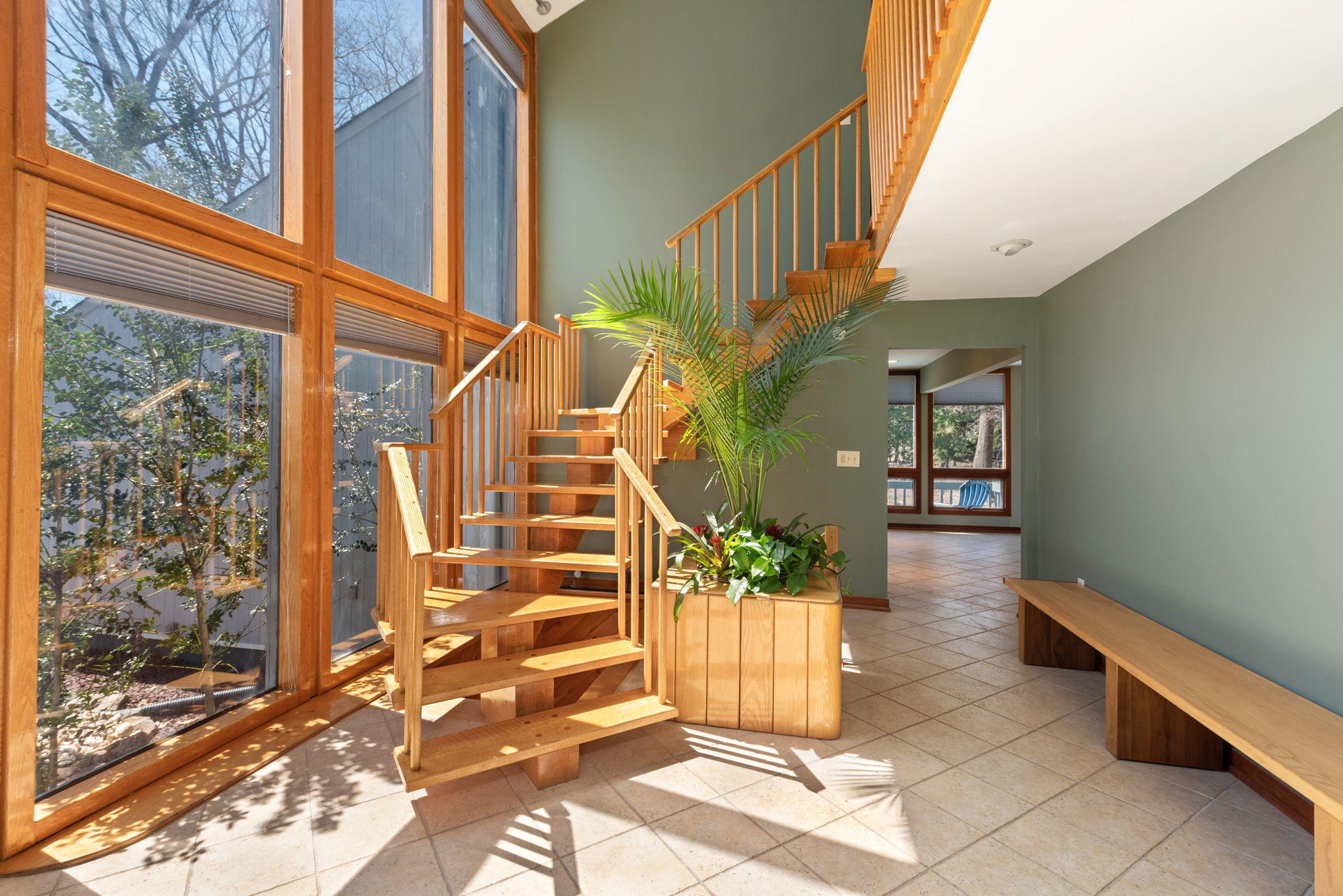 124 Matthews Road Colts Neck, NJ 07722 - Photo 16 of 49 FOYER