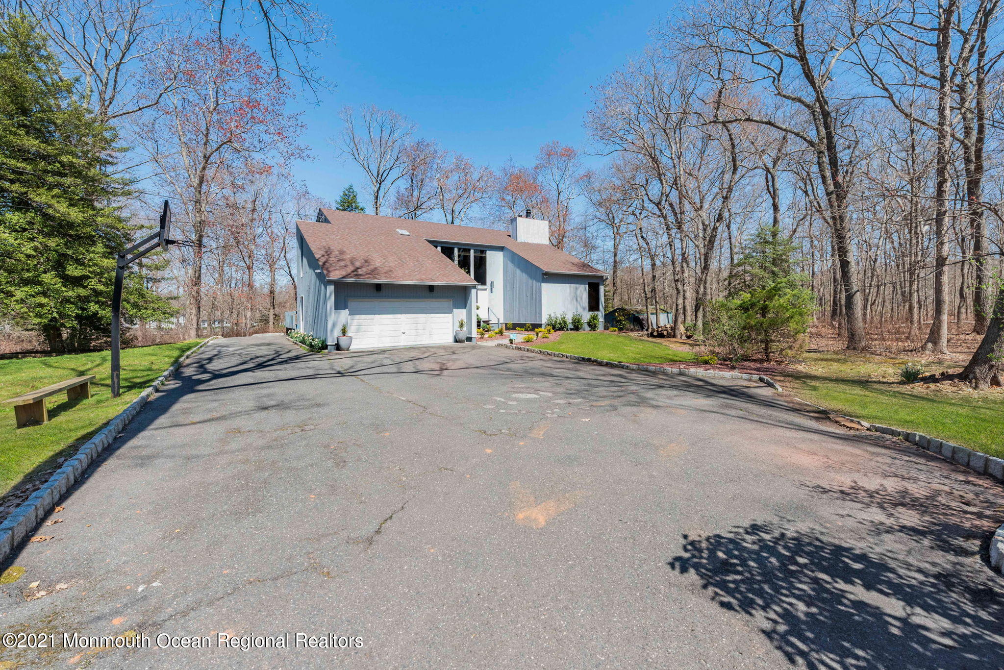 124 Matthews Road Colts Neck, NJ 07722 - Photo 3 of 49 3-web-or-mls-DSC_1012