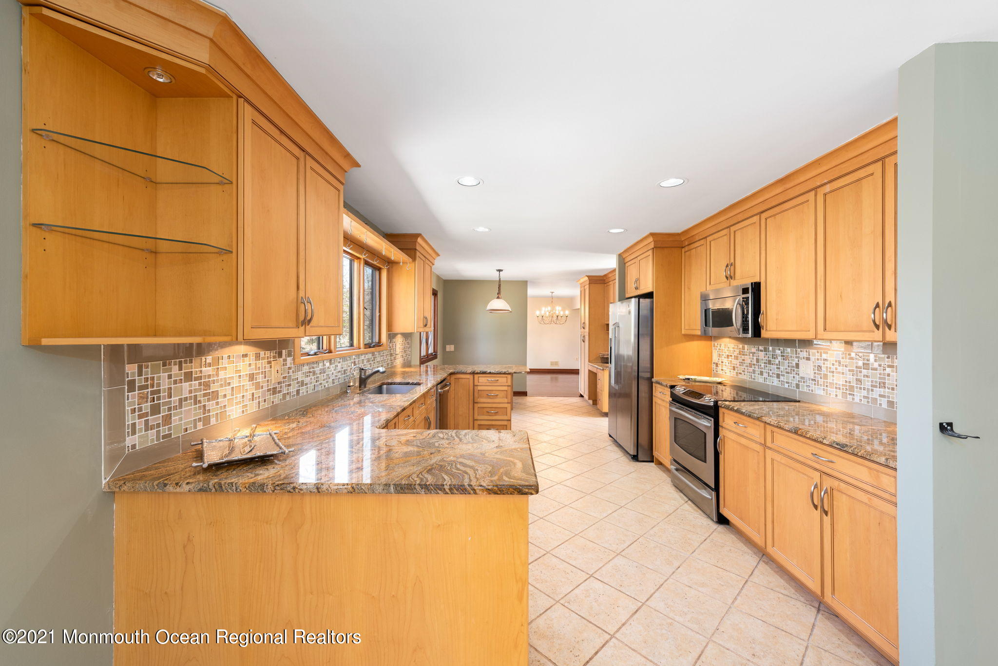 124 Matthews Road Colts Neck, NJ 07722 - Photo 22 of 49 KITCHEN