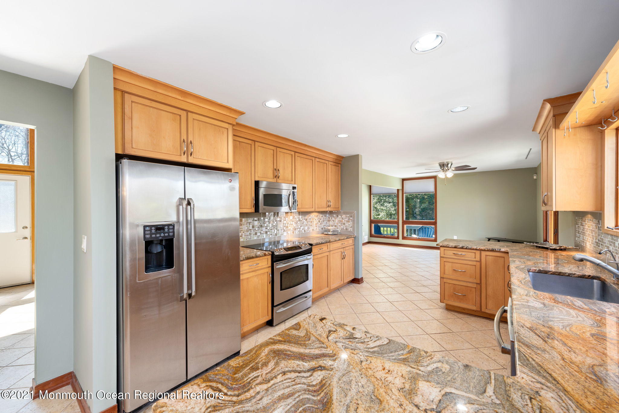 124 Matthews Road Colts Neck, NJ 07722 - Photo 26 of 49 KITCHEN