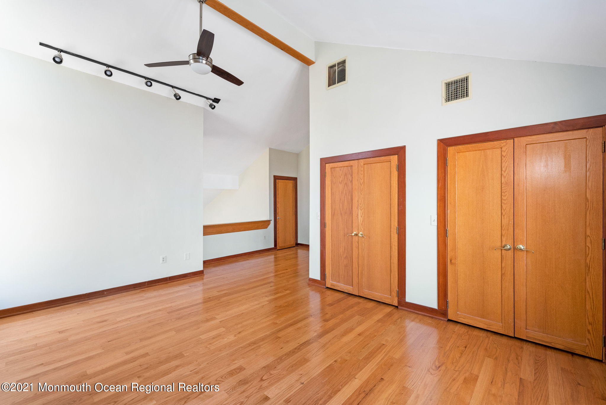 124 Matthews Road Colts Neck, NJ 07722 - Photo 41 of 49 MASTER BED