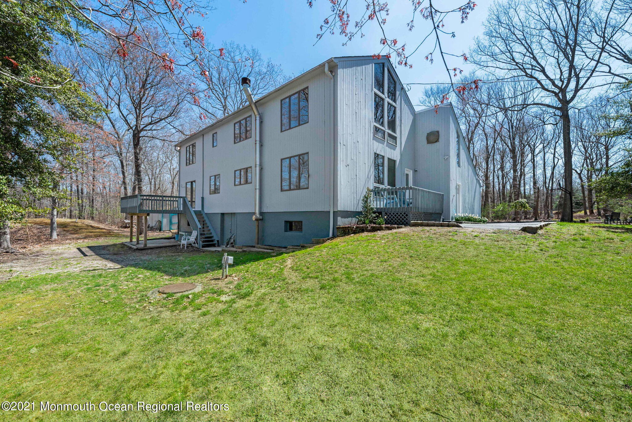 124 Matthews Road Colts Neck, NJ 07722 - Photo 10 of 49 11-web-or-mls-DSC_1055
