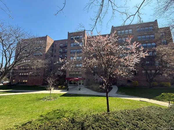 $315,000 | 18-75 Corporal Kennedy Street, Unit 4A | Bay Terrace