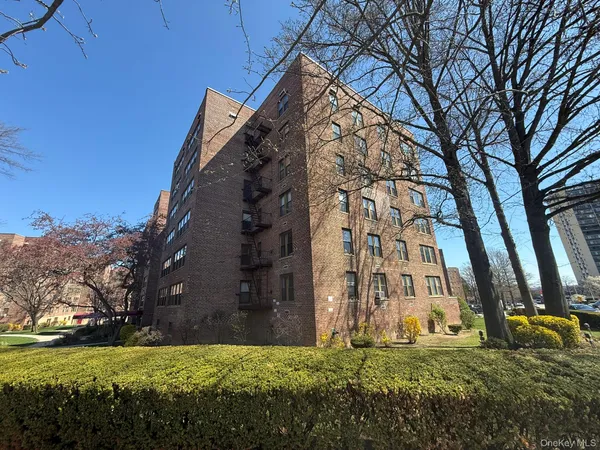 $315,000 | 18-75 Corporal Kennedy Street, Unit 4A | Bay Terrace