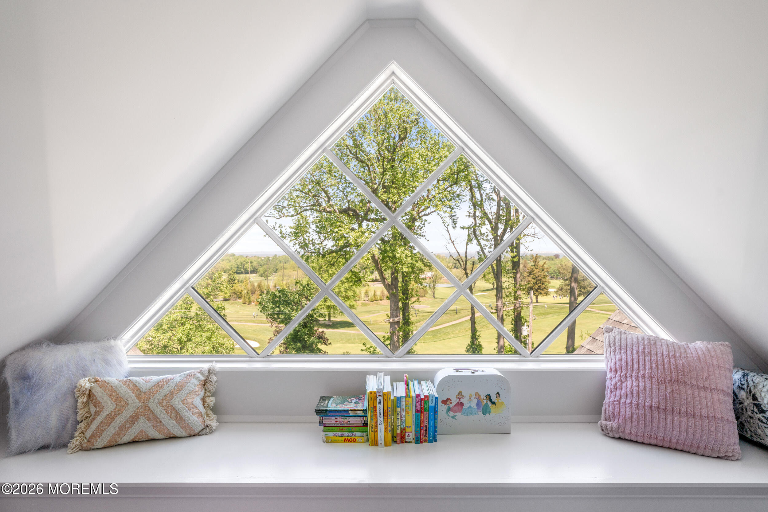 11 Beacon Hill Road Atlantic Highlands, NJ 07716 - Photo 53 of 70 3rd Floor Family / Play Room