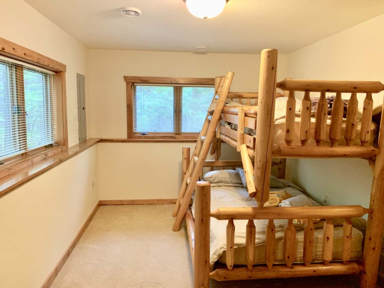1054 Everett Road Eagle River, WI 54521 - Photo 12 of 23 Gallery Image 12