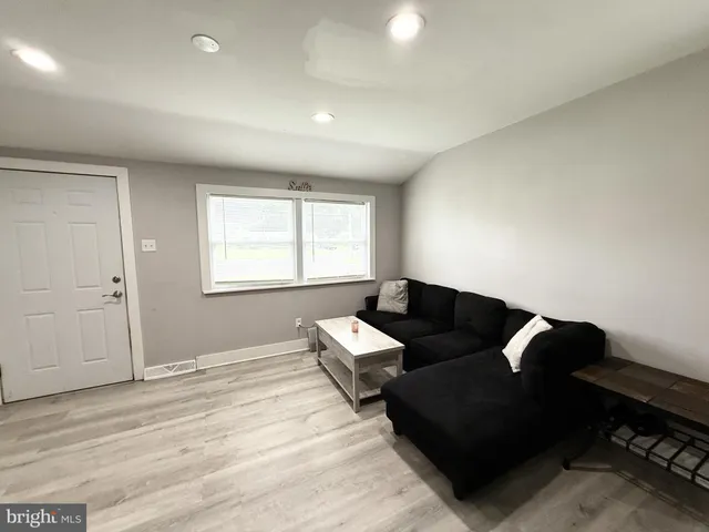 $304,900 | 20 Chestnut Drive, Elkton, MD 21921