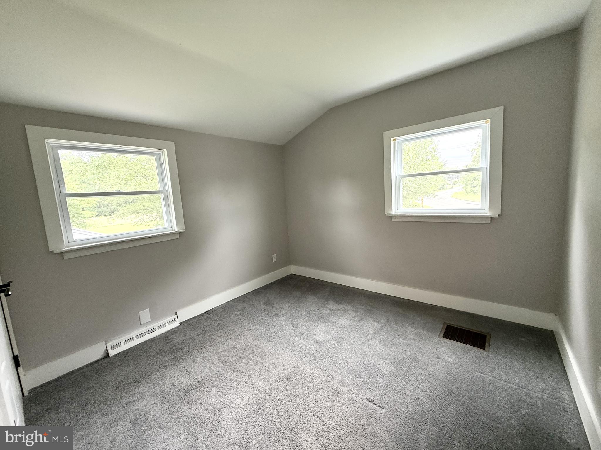 20 Chestnut Drive Elkton, MD 21921 - Photo 35 of 68 an empty room with a window