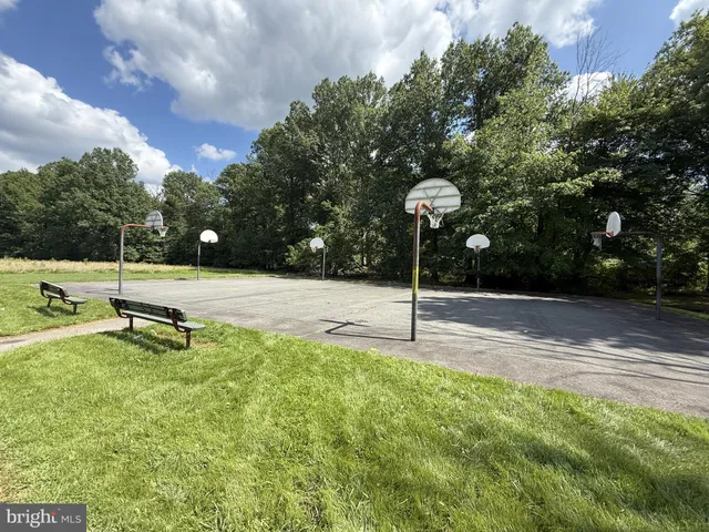 $304,900 | 20 Chestnut Drive, Elkton, MD 21921