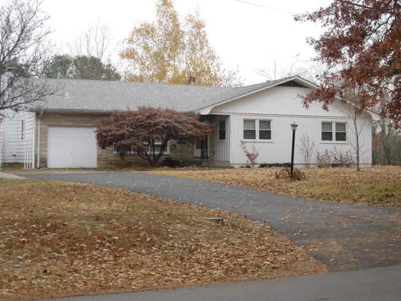 2915 West Striegel Road Carbondale, IL 62901 - Photo 1 of 15 Gallery Image 1