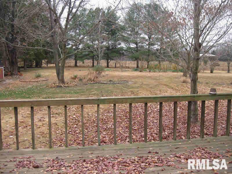 2915 West Striegel Road Carbondale, IL 62901 - Photo 14 of 15 Gallery Image 14