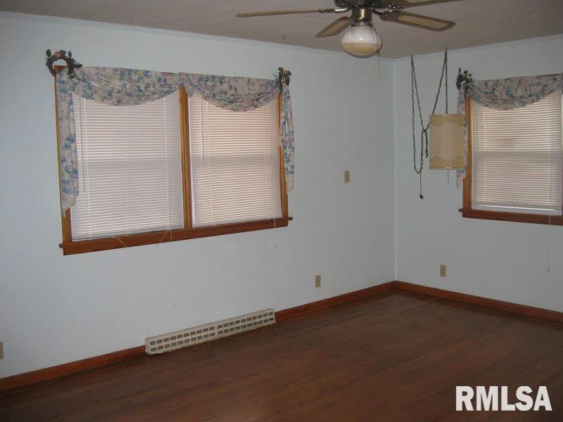 2915 West Striegel Road Carbondale, IL 62901 - Photo 7 of 15 Gallery Image 7