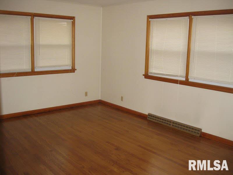 2915 West Striegel Road Carbondale, IL 62901 - Photo 10 of 15 Gallery Image 10