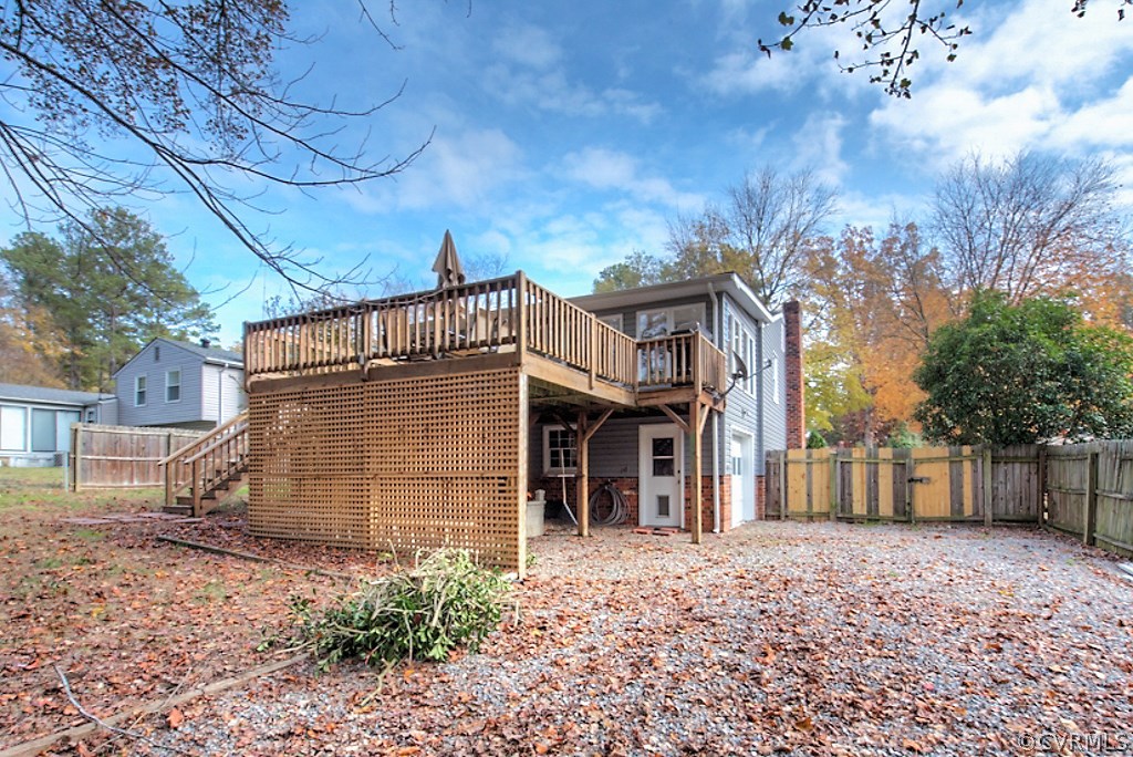 506 Rosegill Road Chesterfield, VA 23236 - Photo 33 of 34 Rear yard to one car attached garage and pedestria