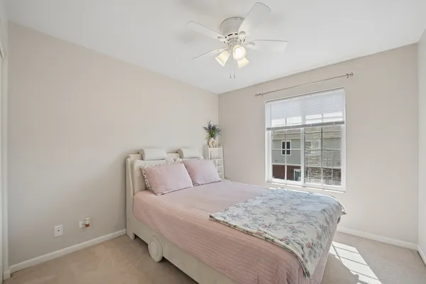 $389,900 | 112 Morgan's Gate Drive, Wood Dale, IL 60191