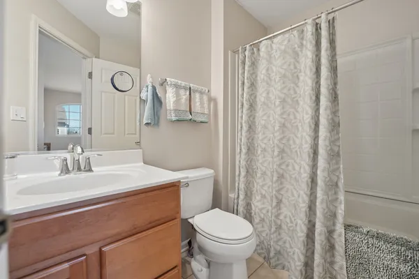 $389,900 | 112 Morgan's Gate Drive, Wood Dale, IL 60191