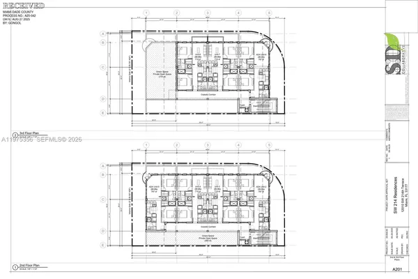 a black and white photo of a mirror