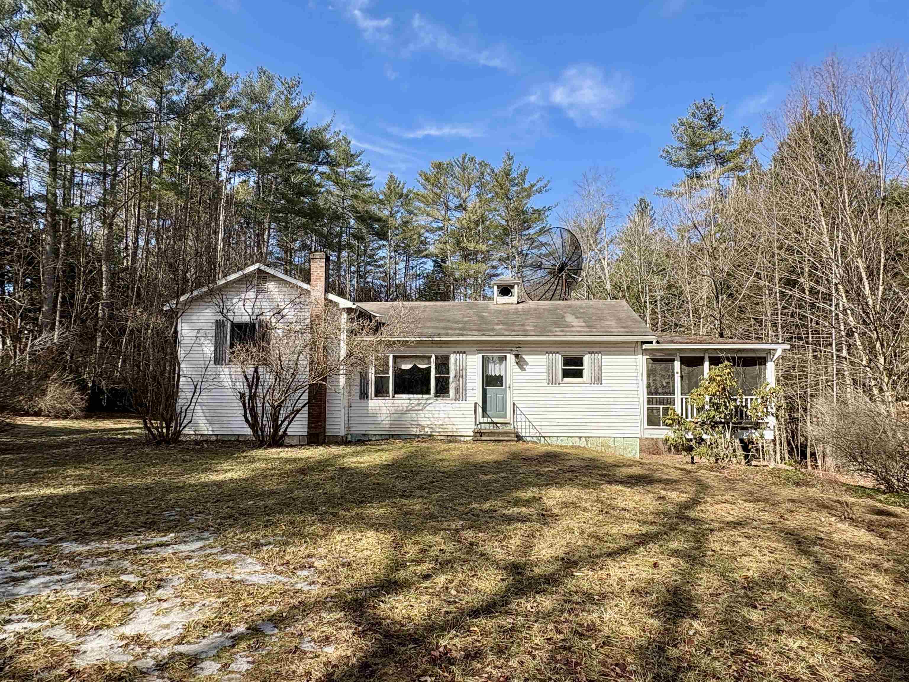 619 Cadwell Road Thetford, VT 05043 - Photo 1 of 19 Gallery Image 1