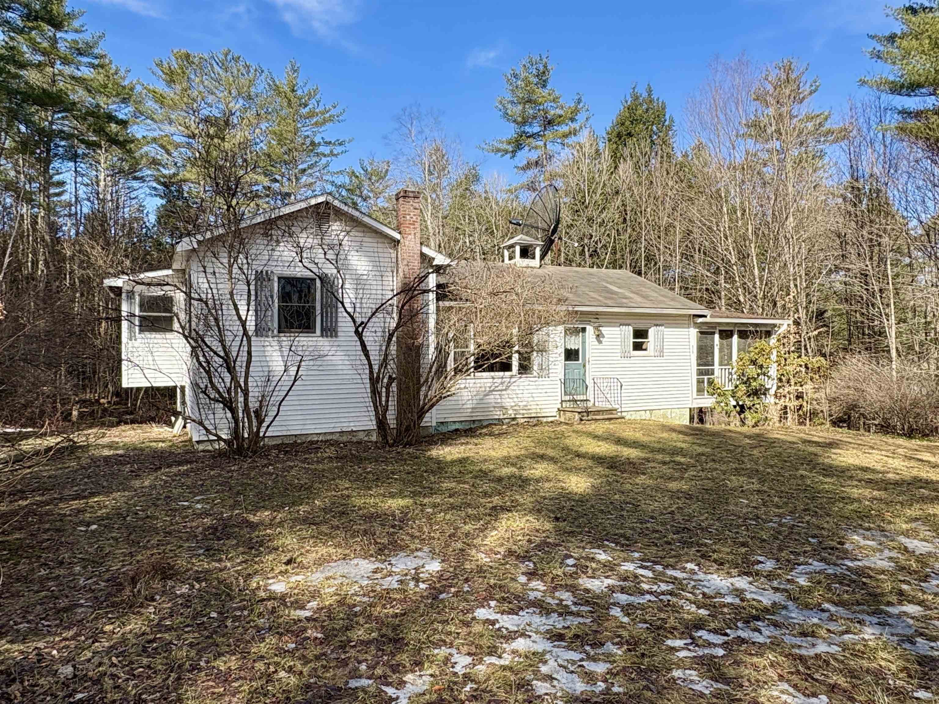 619 Cadwell Road Thetford, VT 05043 - Photo 2 of 19 Gallery Image 2