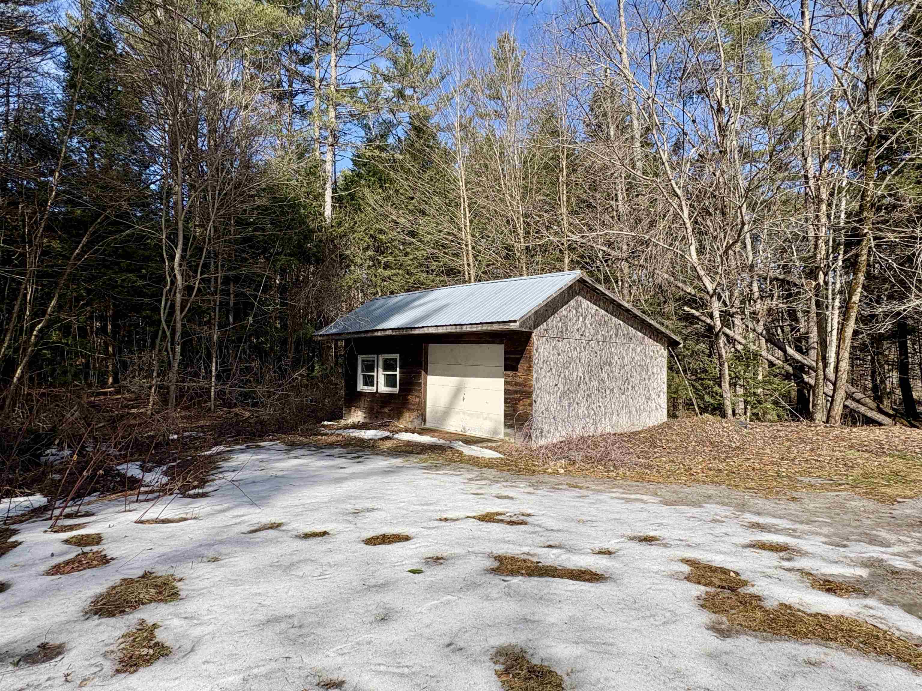 619 Cadwell Road Thetford, VT 05043 - Photo 5 of 19 Gallery Image 5
