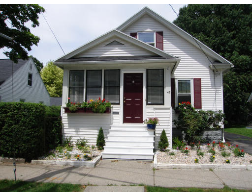 48 David Street Springfield, MA 01104 - Photo 20 of 21 a front view of a house with garden