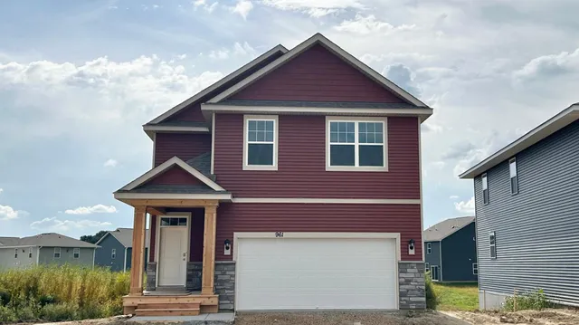 $429,990 | 961 Huntington Way, Jordan, MN 55352