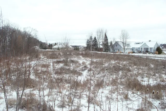 $345,000 | 3847 Lake Vista Drive, Dexter, MI 48130