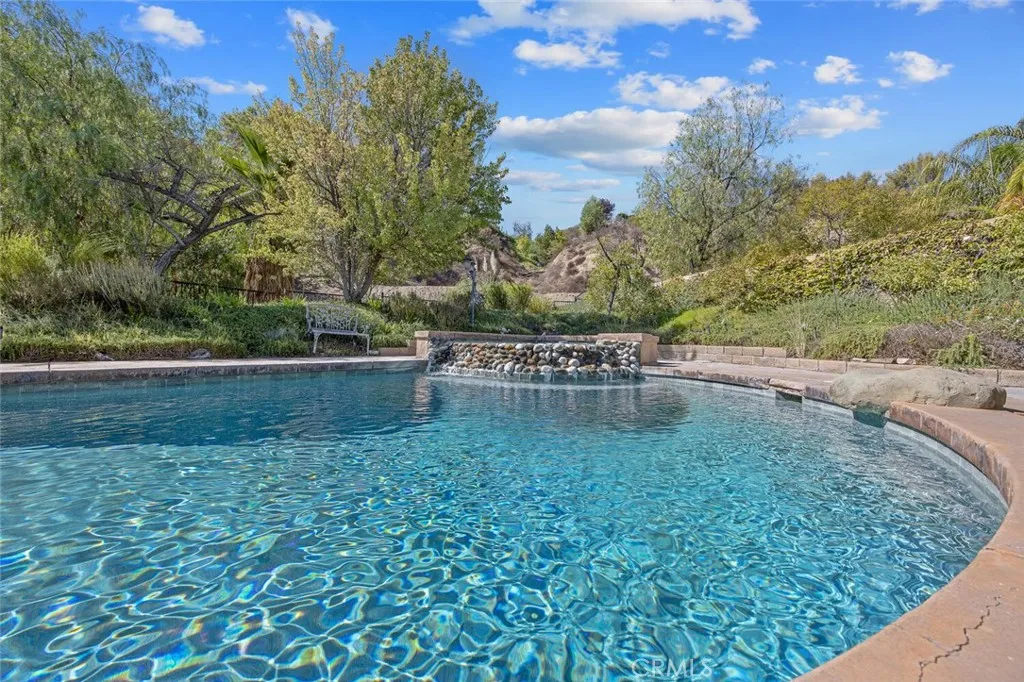 27619 Ron Ridge Drive Saugus, CA 91350 - Photo 26 of 37 a view of a back yard