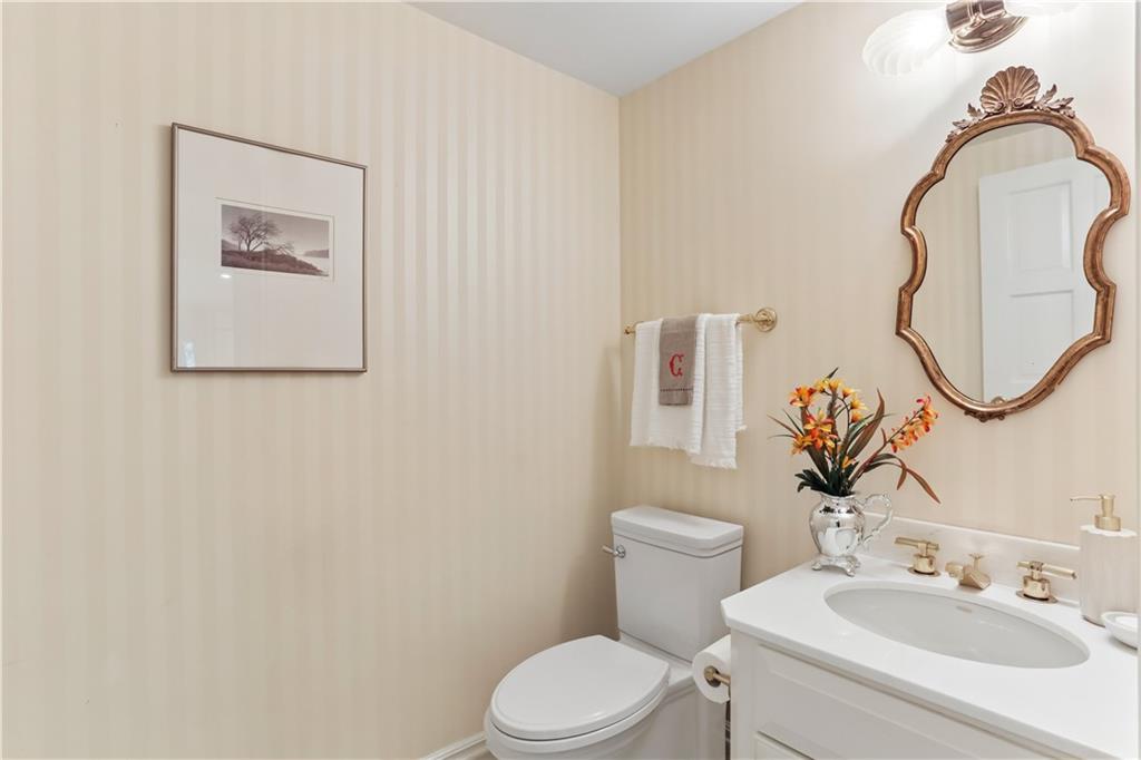 2769 Peachtree Road Northeast, Unit 2 Atlanta, GA 30305 - Photo 26 of 34