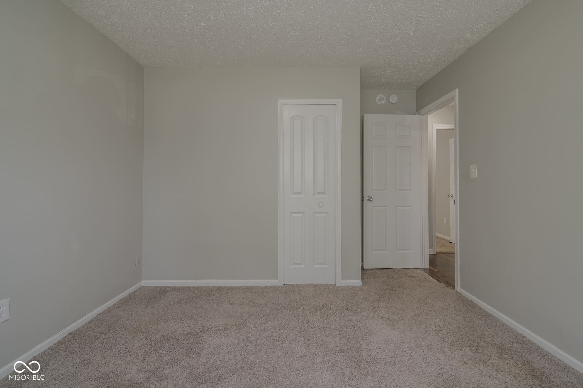 5804 Milhouse Road Indianapolis, IN 46221 - Photo 17 of 32